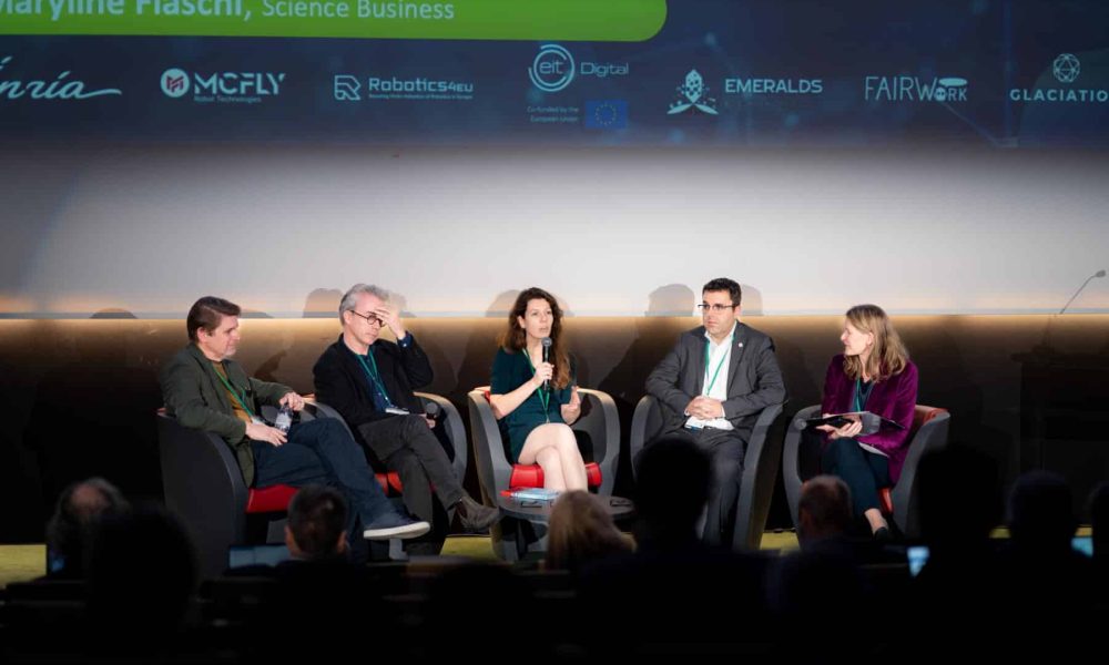 Back Stage conçoit et organise toutes sortes des évènements les institutions publiques : séminaires, forums, journées des thématiques, ...